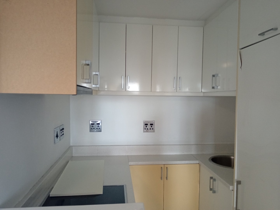 To Let  Bedroom Property for Rent in Camps Bay Western Cape